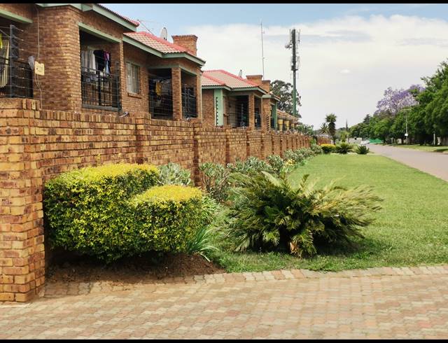 2 BEDROOM APARTMENT FOR SALE IN MODDER EAST